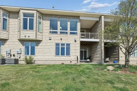 10100 Indigo Drive Eden Prairie MN 55347