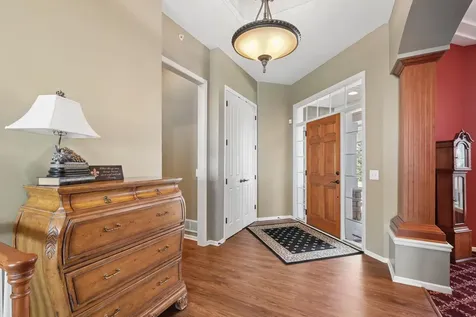 10100 Indigo Drive Eden Prairie MN 55347