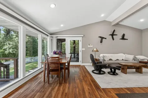 13 Overlook Road Dellwood MN 55110