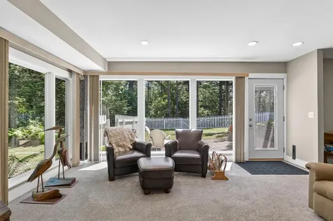 13 Overlook Road Dellwood MN 55110