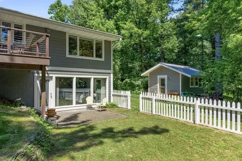 13 Overlook Road Dellwood MN 55110