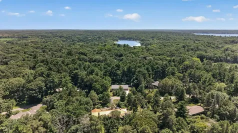 13 Overlook Road Dellwood MN 55110