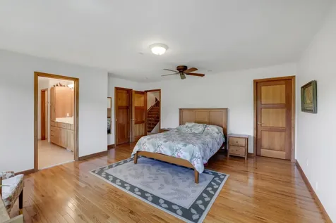 502 Shoreline Drive Wayzata MN 55391