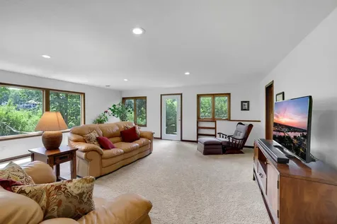 502 Shoreline Drive Wayzata MN 55391
