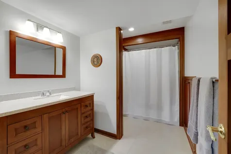 502 Shoreline Drive Wayzata MN 55391