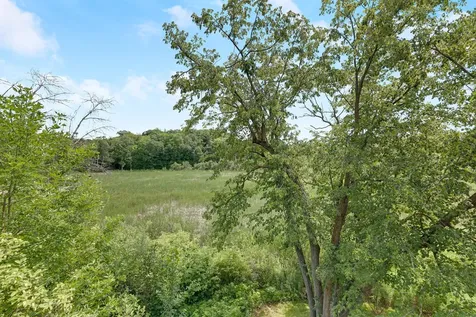 502 Shoreline Drive Wayzata MN 55391