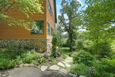502 Shoreline Drive Wayzata MN 55391
