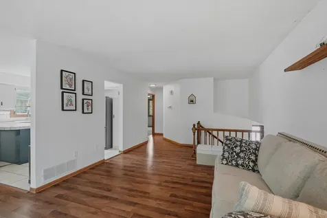 7327 74th Way N Brooklyn Park MN 55428