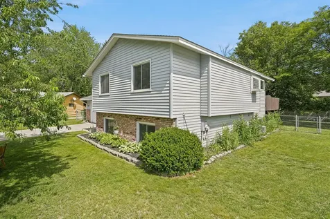 7327 74th Way N Brooklyn Park MN 55428