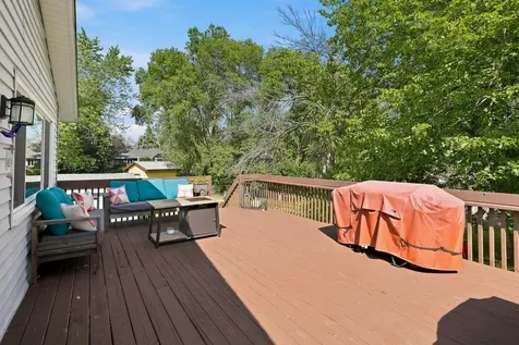 7327 74th Way N Brooklyn Park MN 55428
