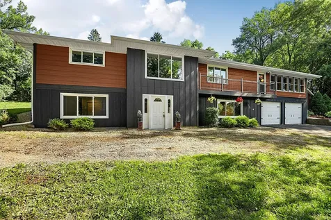 10150 Beebe Lake Road NE Hanover MN 55376