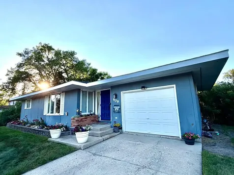 909 2nd Street NE Roseau MN 56751