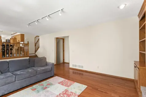 11525 Pondview Court Champlin MN 55316