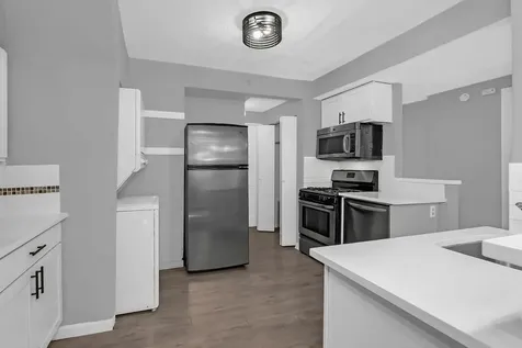 1462 Carroll Avenue Saint Paul MN 55104