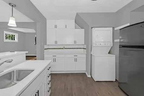 1462 Carroll Avenue Saint Paul MN 55104
