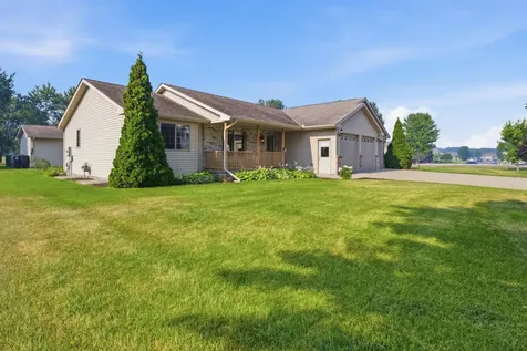 627 5th Street NW Richmond MN 56368