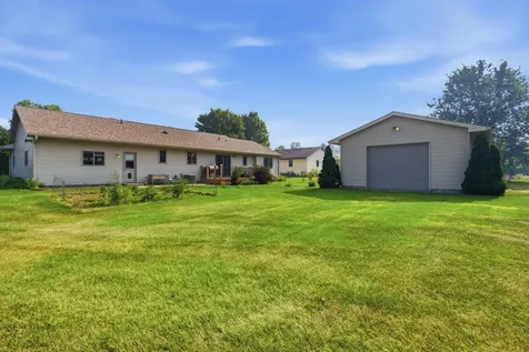 627 5th Street NW Richmond MN 56368