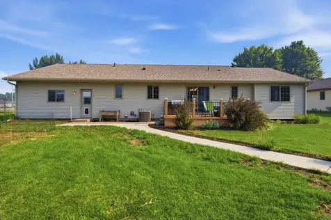 627 5th Street NW Richmond MN 56368