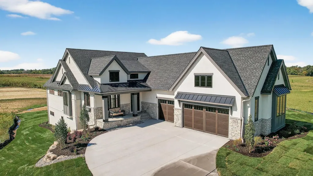 7947 207th Street E Prior Lake MN 55372