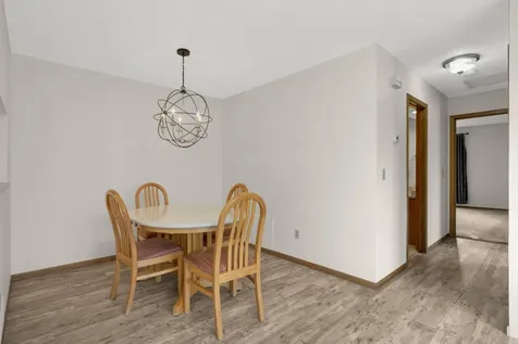 7580 13th Street N Oakdale MN 55128