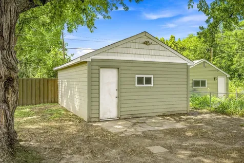285 Hazelwood Street Saint Paul MN 55106