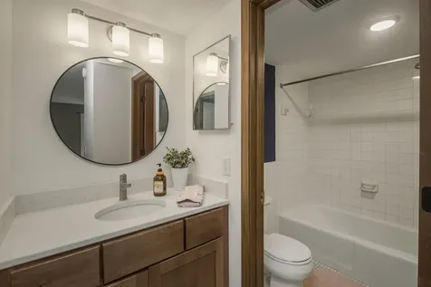 4648 Cedar Lake Road S Saint Louis Park MN 55416