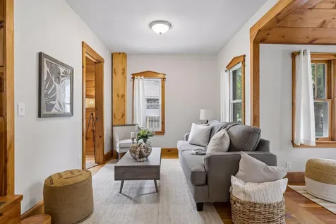 299 Sidney Street W Saint Paul MN 55107