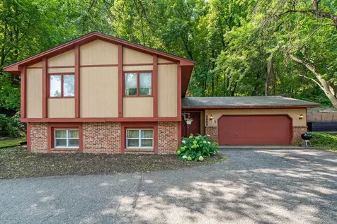 2805 Brookview Drive Burnsville MN 55337