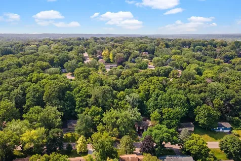 2805 Brookview Drive Burnsville MN 55337