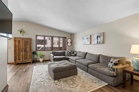 2805 Brookview Drive Burnsville MN 55337