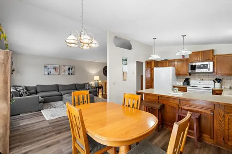 2805 Brookview Drive Burnsville MN 55337