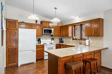 2805 Brookview Drive Burnsville MN 55337