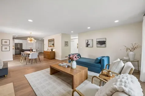 7204 Glouchester Drive Edina MN 55435