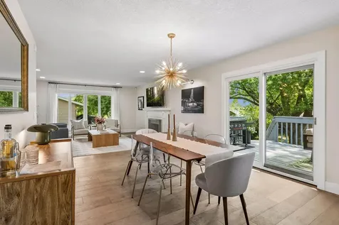 7204 Glouchester Drive Edina MN 55435