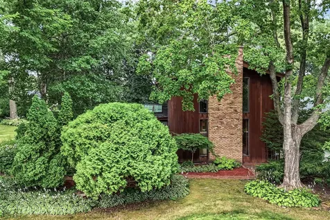 110 19th Avenue SW New Brighton MN 55112