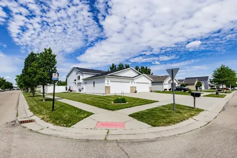 4459 15th Street S Moorhead MN 56560