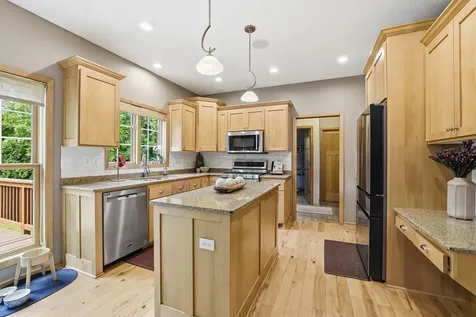 2362 Fieldstone Curve Woodbury MN 55129