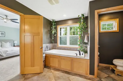 2362 Fieldstone Curve Woodbury MN 55129