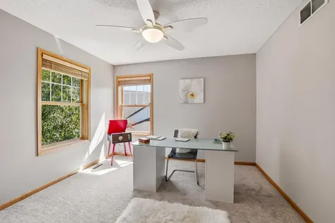 2362 Fieldstone Curve Woodbury MN 55129