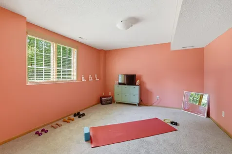 2362 Fieldstone Curve Woodbury MN 55129