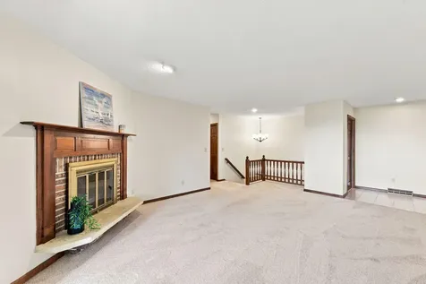 4254 Oakmede Lane White Bear Lake MN 55110