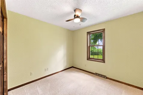 4254 Oakmede Lane White Bear Lake MN 55110