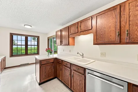 4254 Oakmede Lane White Bear Lake MN 55110