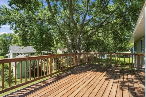 2682 Guthrie Avenue N Oakdale MN 55128