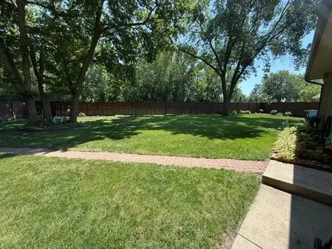 104 Cedar Point Redwood Falls MN 56283