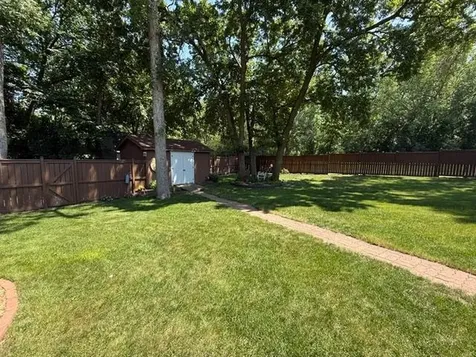 104 Cedar Point Redwood Falls MN 56283
