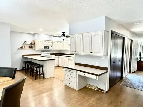 104 Cedar Point Redwood Falls MN 56283