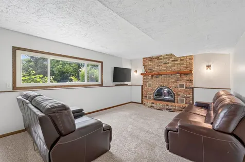 16271 Jasper Street NW Anoka MN 55303