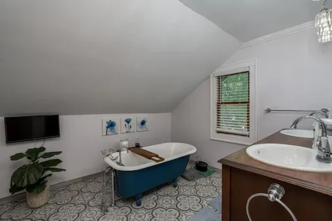 223 Joy Avenue SW Madelia MN 56062