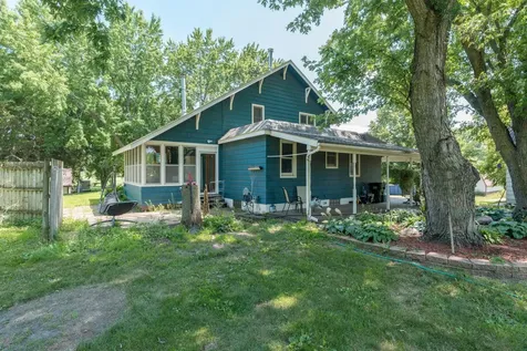 223 Joy Avenue SW Madelia MN 56062